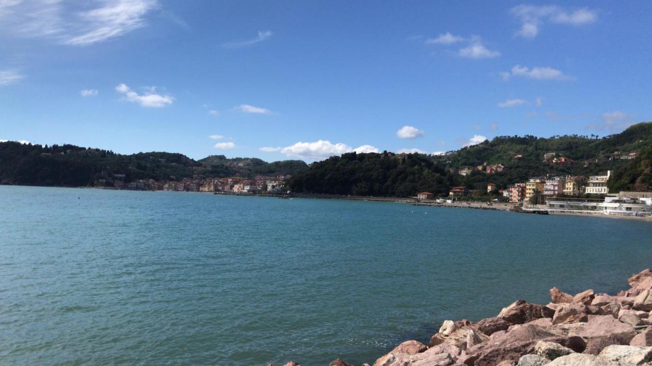 Apartamento La Casa Fra Gli Ulivi Lerici Exterior foto